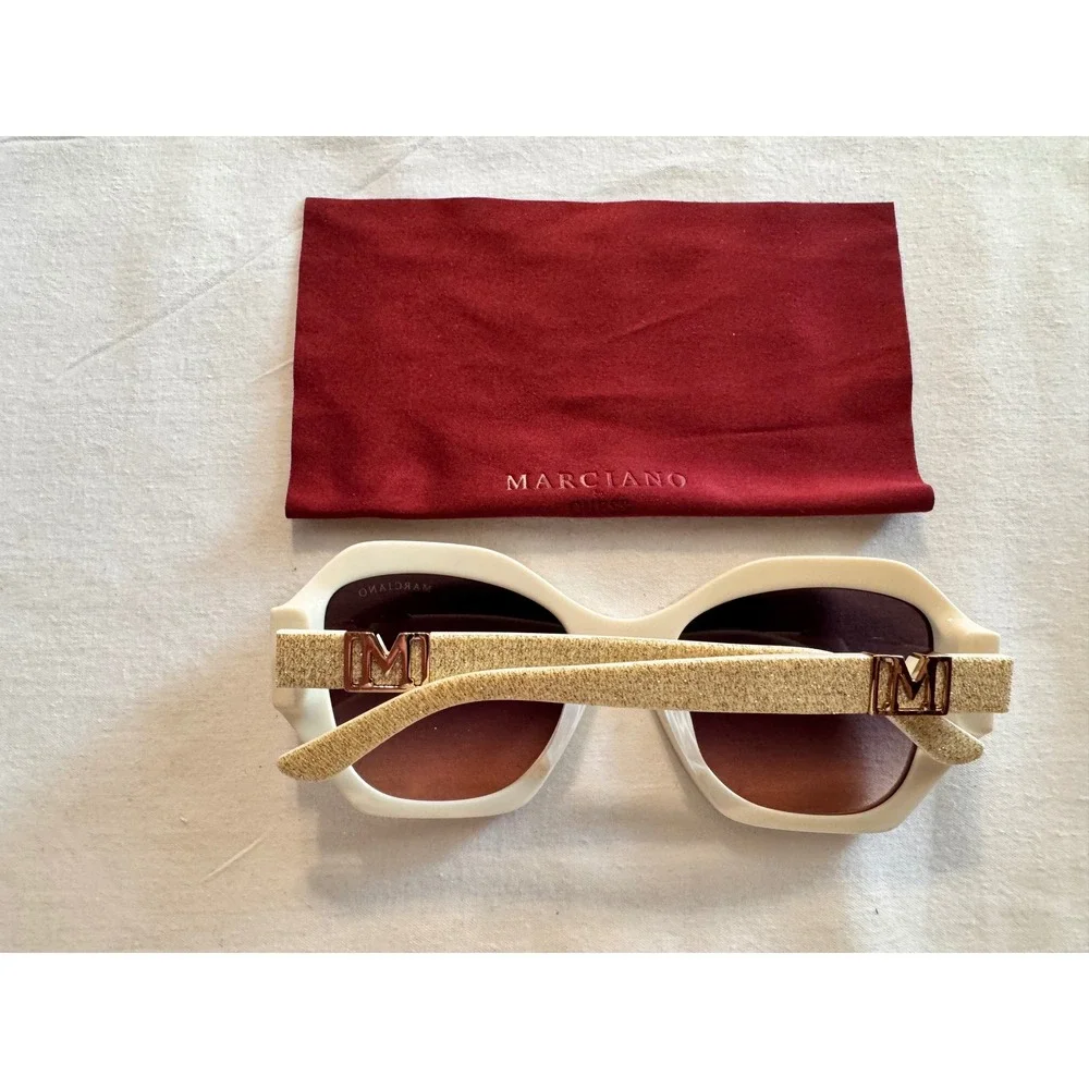 Marciano Guess Gold Glitter Butterfly Sunglasses GM00007 25F Cream  Gradient New